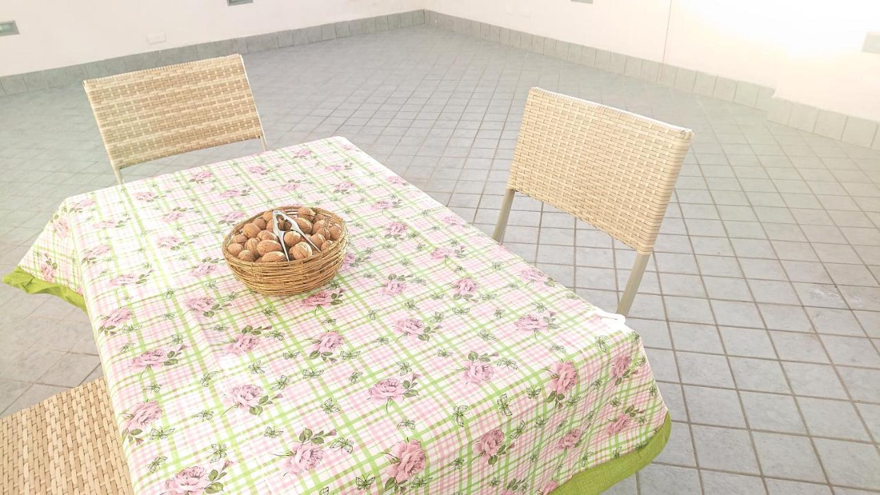 Sky-Terrace In Central Station, 3 Bedrooms Napoli Bagian luar foto