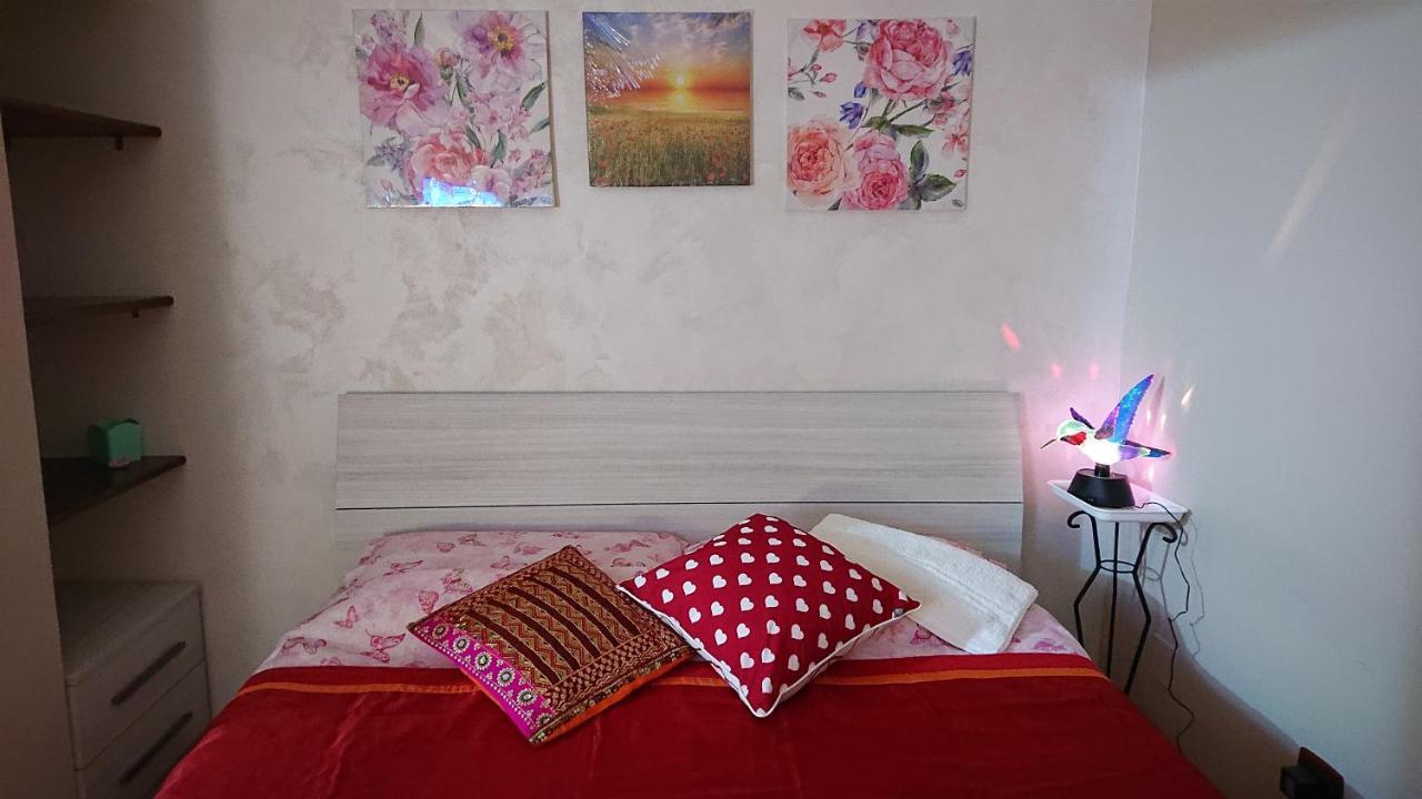 Sky-Terrace In Central Station, 3 Bedrooms Napoli Bagian luar foto