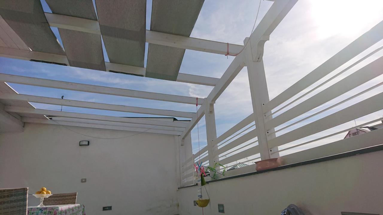 Sky-Terrace In Central Station, 3 Bedrooms Napoli Bagian luar foto