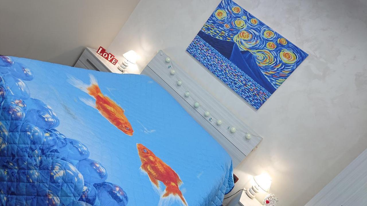 Sky-Terrace In Central Station, 3 Bedrooms Napoli Bagian luar foto