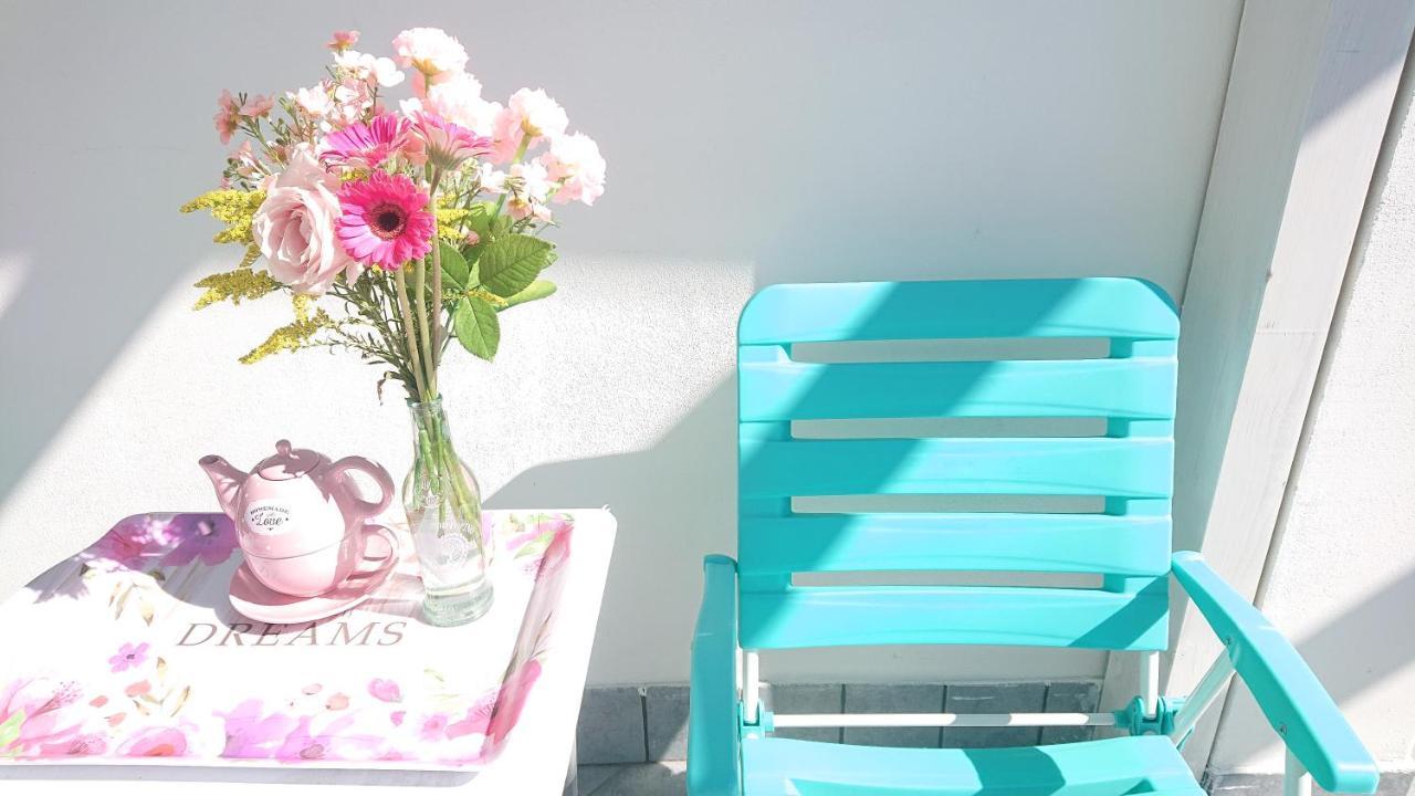 Sky-Terrace In Central Station, 3 Bedrooms Napoli Bagian luar foto